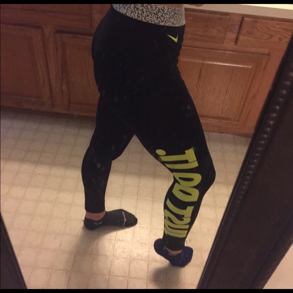 Nike leggings “just do it” size medium